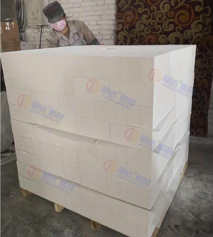 輕質(zhì)莫來石磚