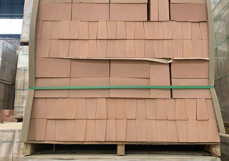輕質粘土保溫磚